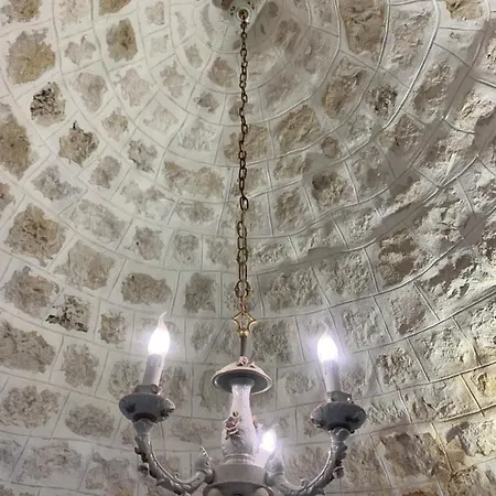 Trulli Tesoro Acomodação com café da manhã Cisternino Exterior foto